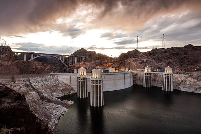 Hoover Dam from Las Vegas With American Traditional Hot Breakfast - Photo 1 of 10